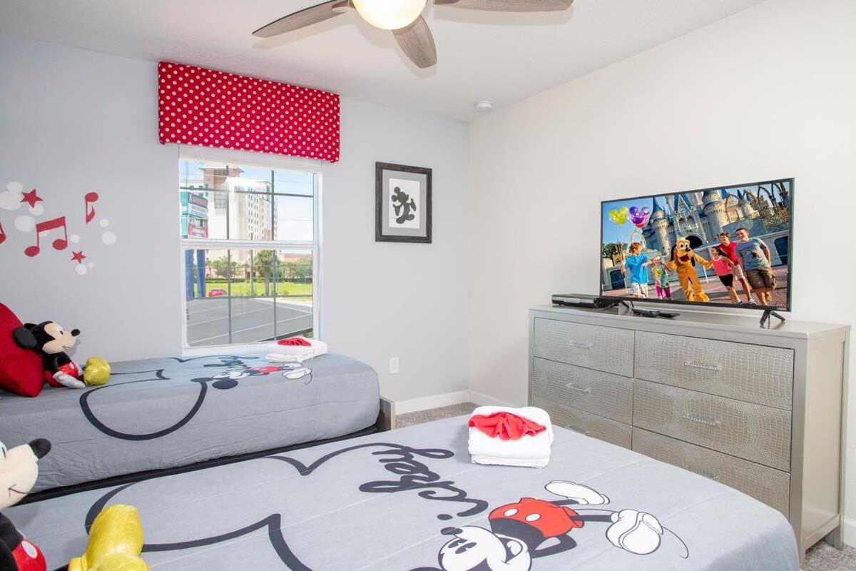 Ravishing Four Bd W/ Pool Close To Disney 4947 Kissimmee Luaran gambar